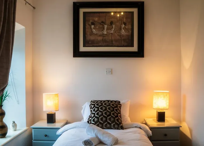 Guest house Court House 3*